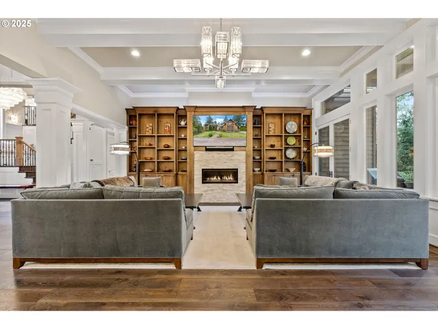 $3,799,000 | 13710 Knaus Road, Lake Oswego, OR 97034