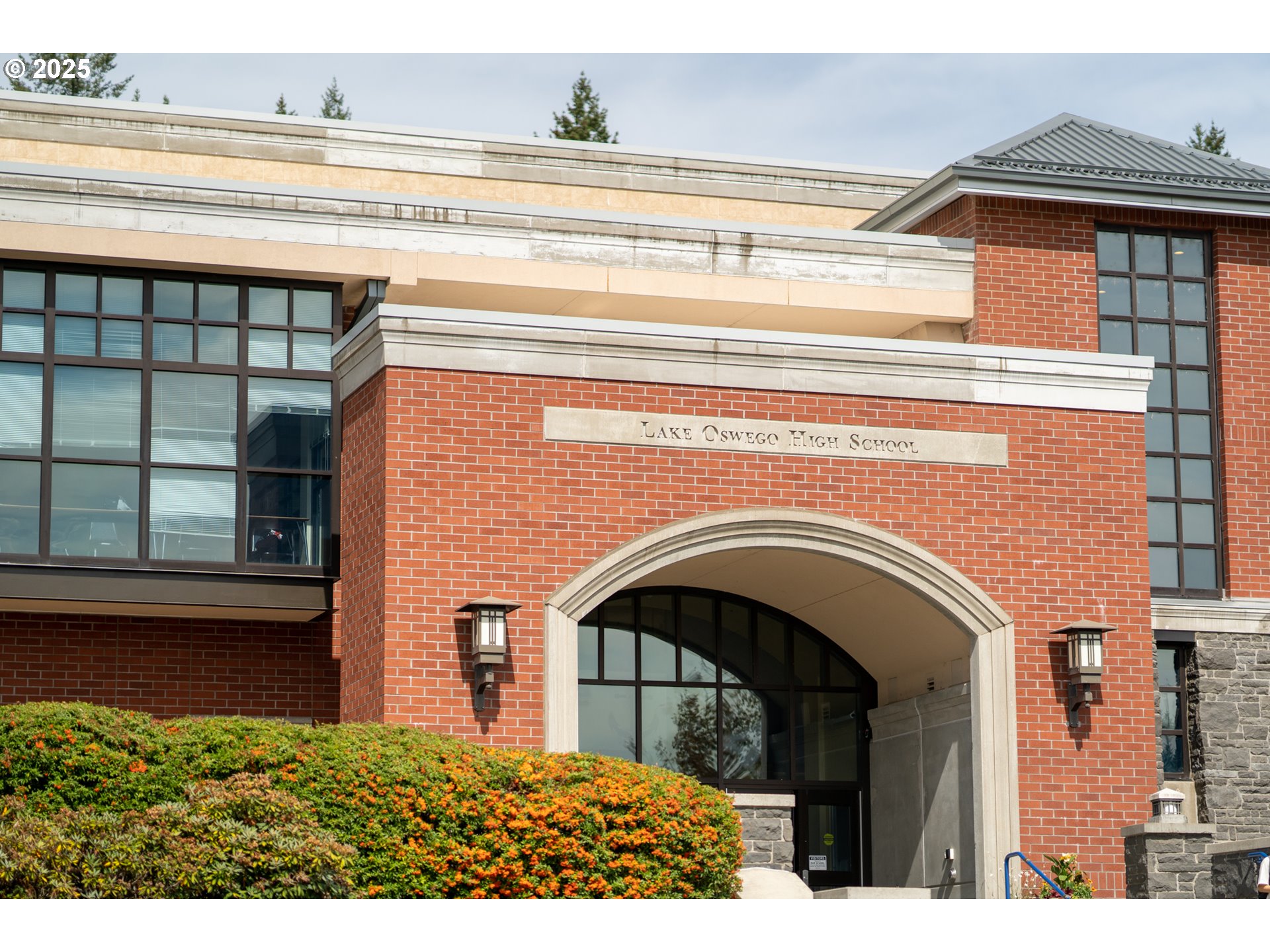 13710 Knaus Road Lake Oswego, OR 97034 - Photo 46 of 47 a view of front door