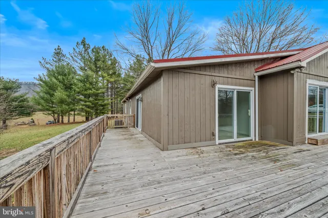 $335,000 | 852 Stellar Way, Great Cacapon, WV 25422