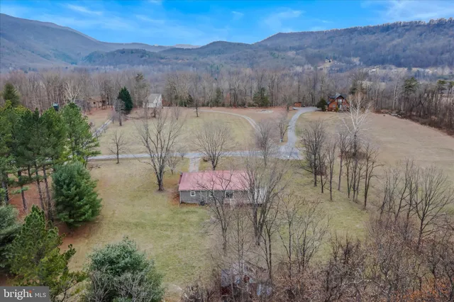 $335,000 | 852 Stellar Way, Great Cacapon, WV 25422