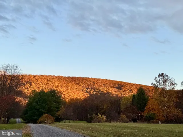 $335,000 | 852 Stellar Way, Great Cacapon, WV 25422