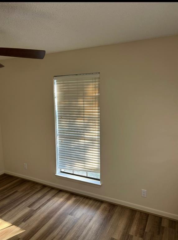 208 Lakeview Lane Temple, TX 76502 - Photo 15 of 18 New flooring with lots of light