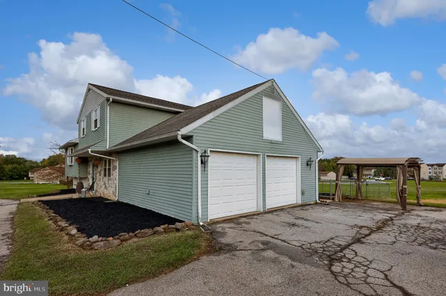 $354,900 | 4131 Davidsburg Road, Dover, PA 17315