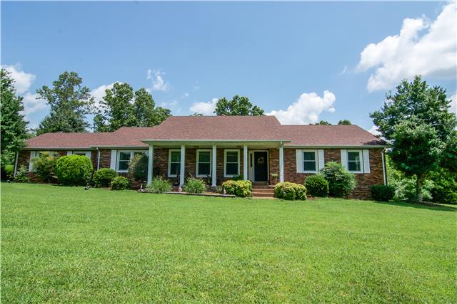 2213 Wolfe Road White Bluff, TN 37187 - Photo 1 of 20 Great 3 bedroom home in White Bluff!