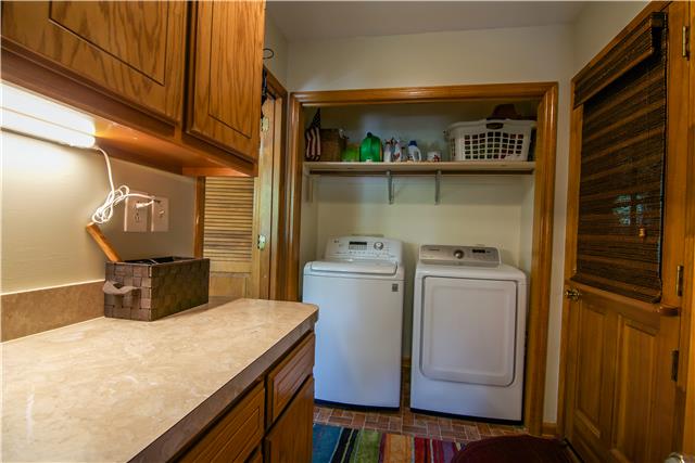 2213 Wolfe Road White Bluff, TN 37187 - Photo 15 of 20 Separate mudroom with laundry and half bath