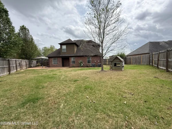 $319,900 | 406 Vaiden Ridge Drive North, Hernando, MS 38632