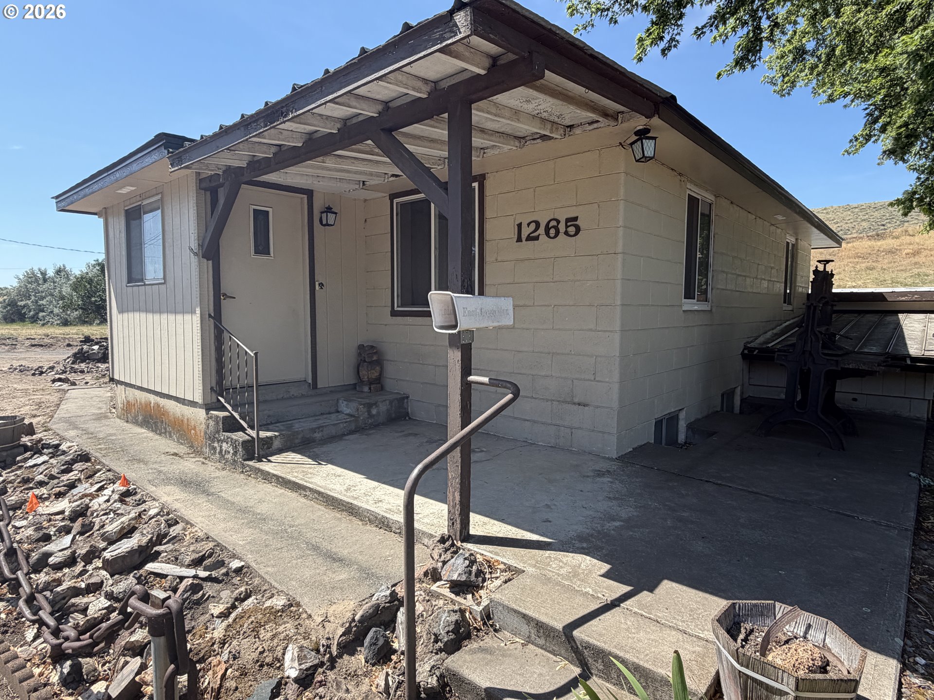 1265 Tutuilla Road Pendleton, OR 97801 - Photo 1 of 36