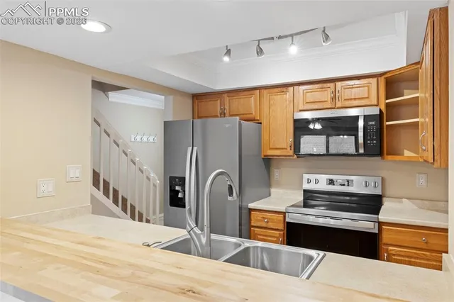 $269,900 | 4315 Hunting Meadows Circle, Unit 1, Colorado Springs, CO 80916