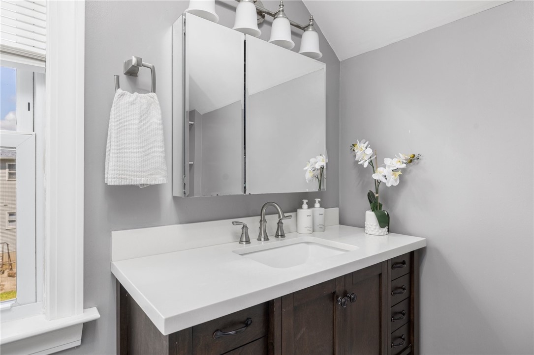 40 Grand View Drive Warwick, RI 02886 - Photo 22 of 31