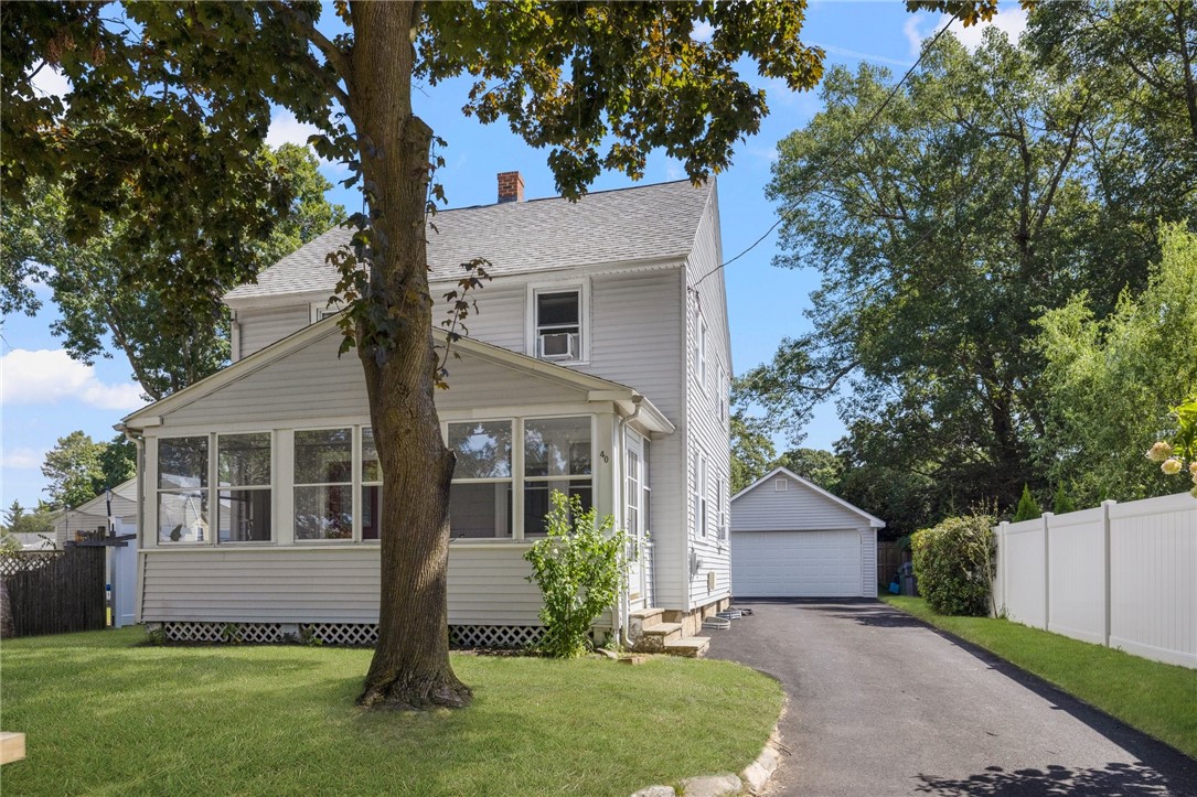 40 Grand View Drive Warwick, RI 02886 - Photo 3 of 31