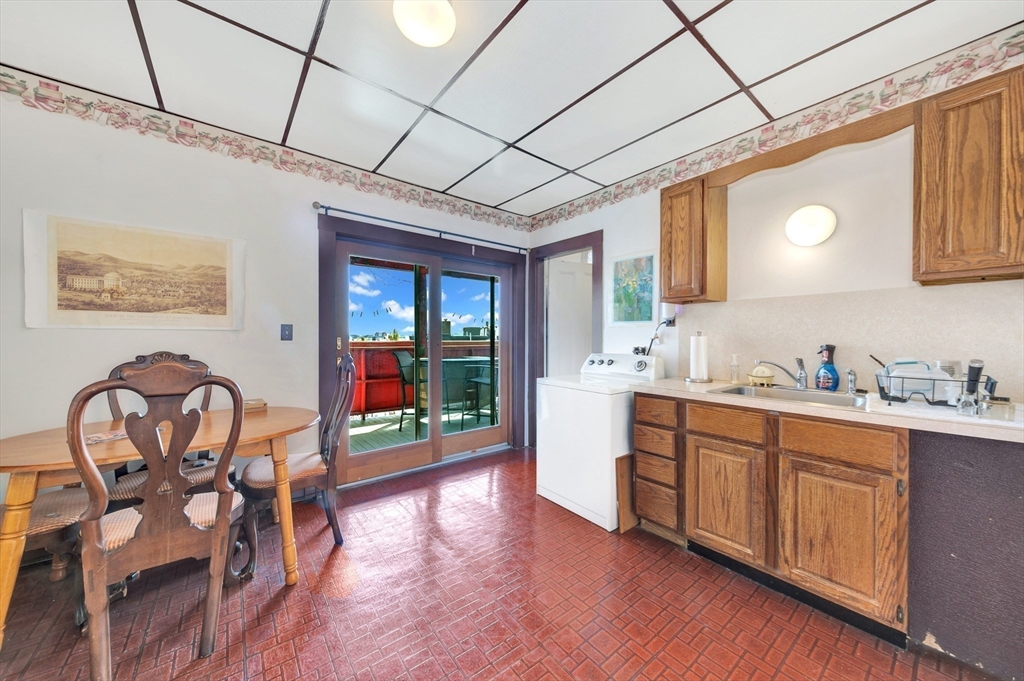 819 East 4th Street Boston, MA 02127 - Photo 24 of 42