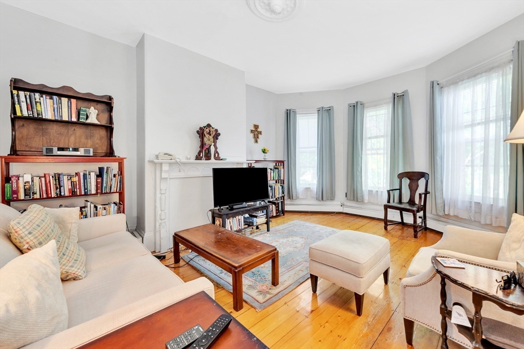 819 East 4th Street Boston, MA 02127 - Photo 34 of 42