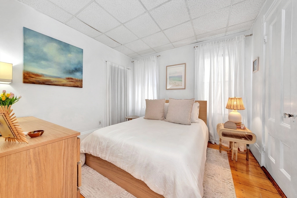 819 East 4th Street Boston, MA 02127 - Photo 5 of 42