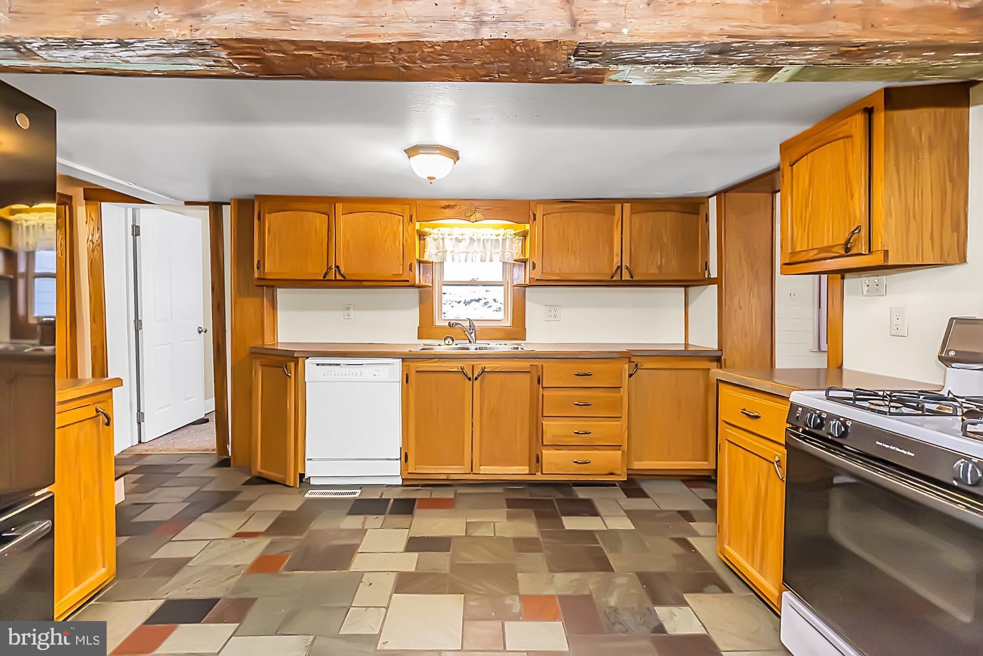 1243 Goodyear Road Gardners, PA 17324 - Photo 7 of 52 Gallery Image 7