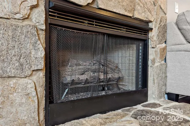 $729,000 | 2691 Laurel Point Drive, Nebo, NC 28761