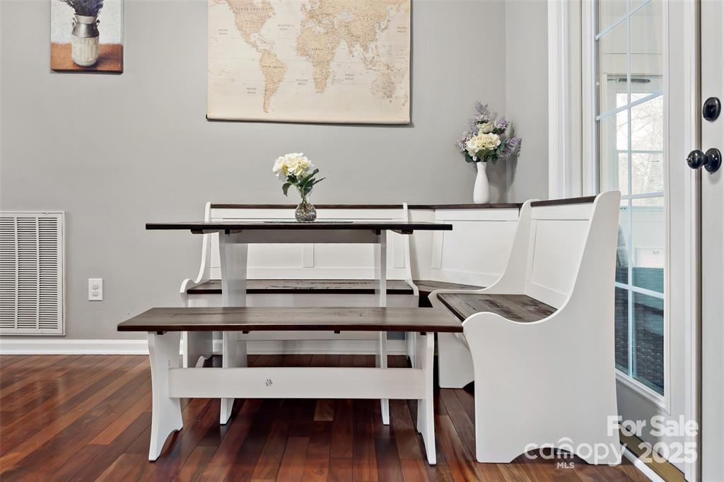 2691 Laurel Point Drive Nebo, NC 28761 - Photo 17 of 44 a view of entryway with furniture