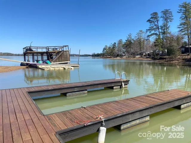 $729,000 | 2691 Laurel Point Drive, Nebo, NC 28761