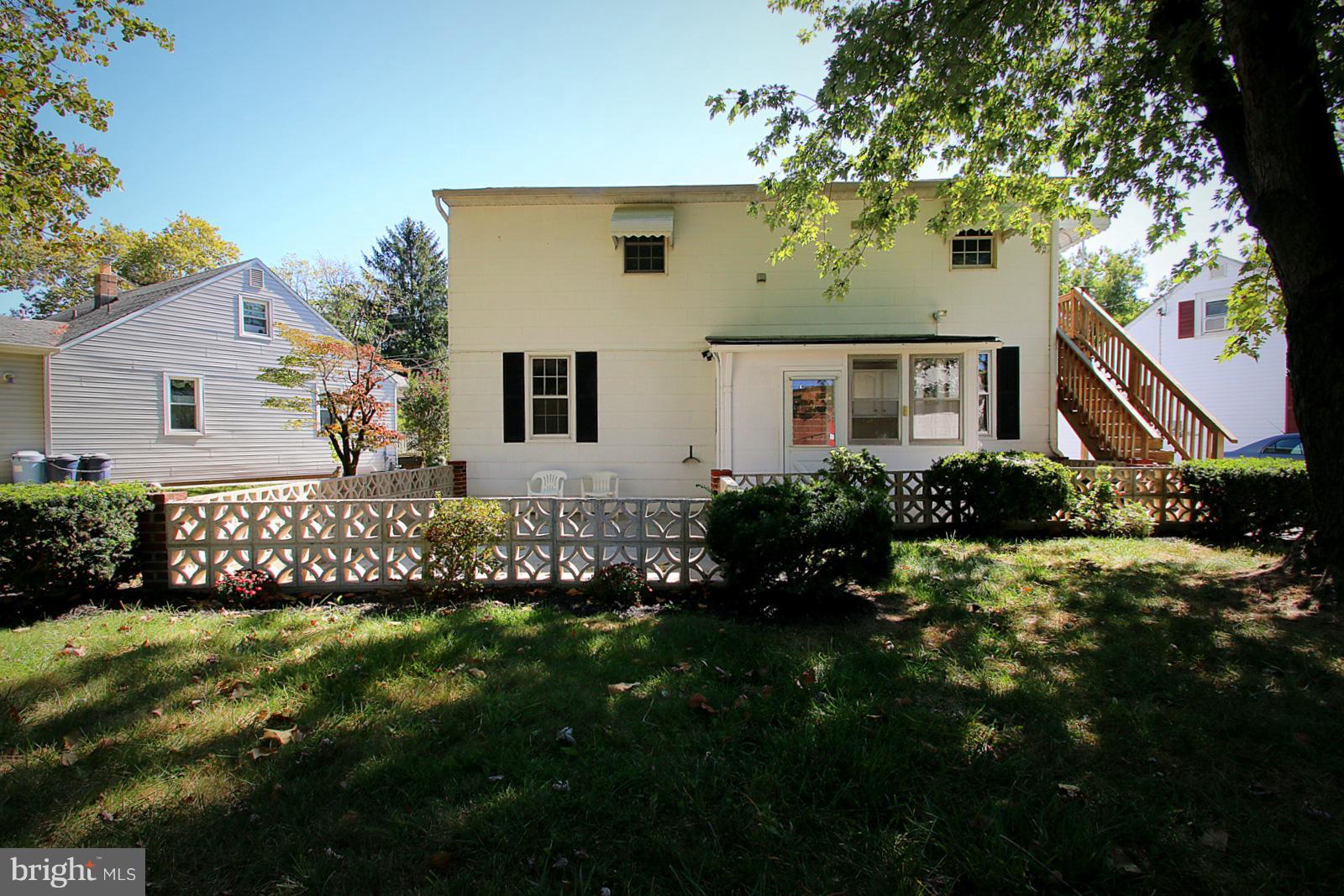 26 Village Road Baltimore, MD 21208 - Photo 26 of 30 Exterior (Rear)