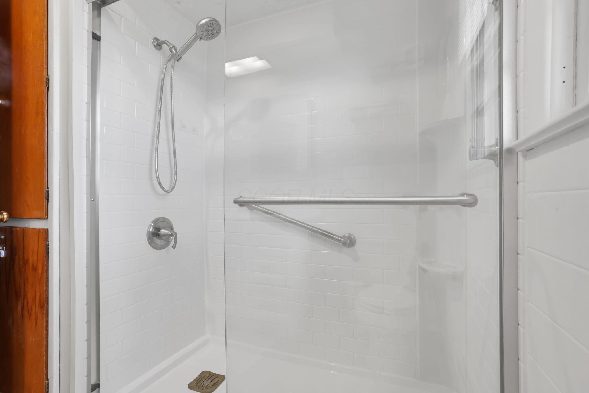 535 Murnan Road Galloway, OH 43119 - Photo 19 of 57 28-web-or-mls-LO5A9765