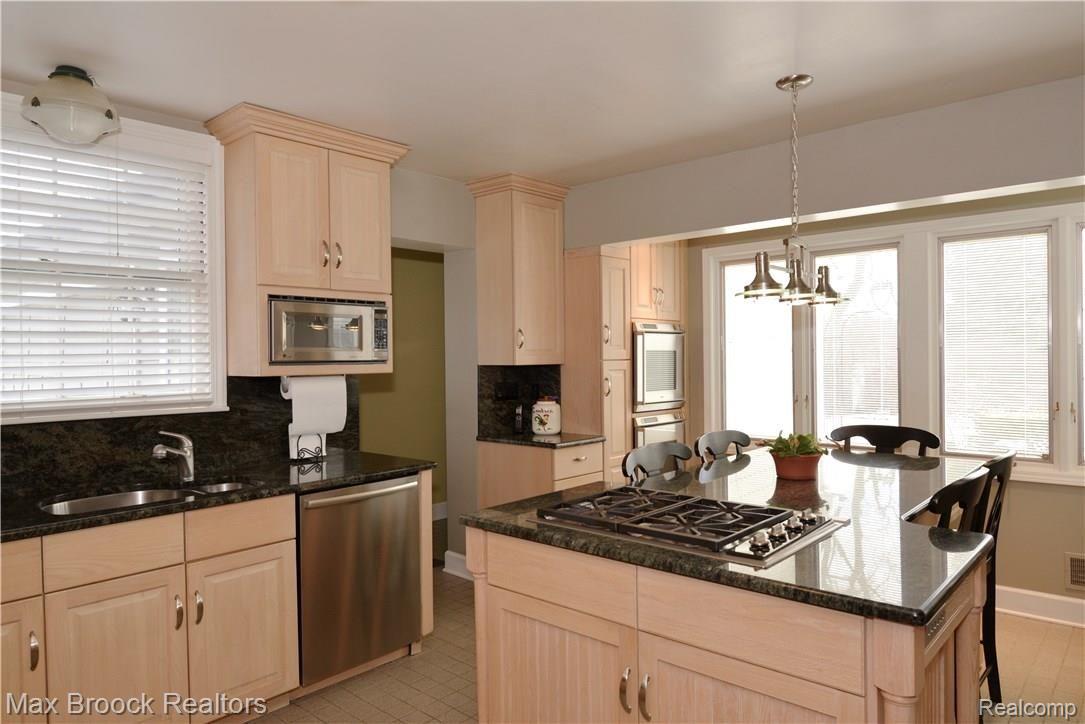 125 Aspen Road Birmingham, MI 48009 - Photo 18 of 41 _DSC1183.JPG