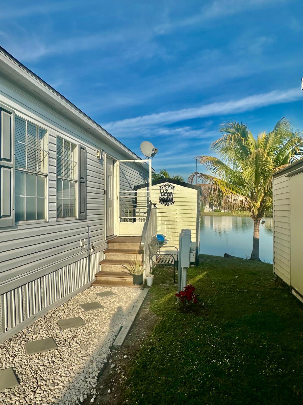 3140 Southwest 51st Avenue Davie, FL 33314 - Photo 28 of 38 7636314b-7207-4031-bc6c-c50fd2682a65