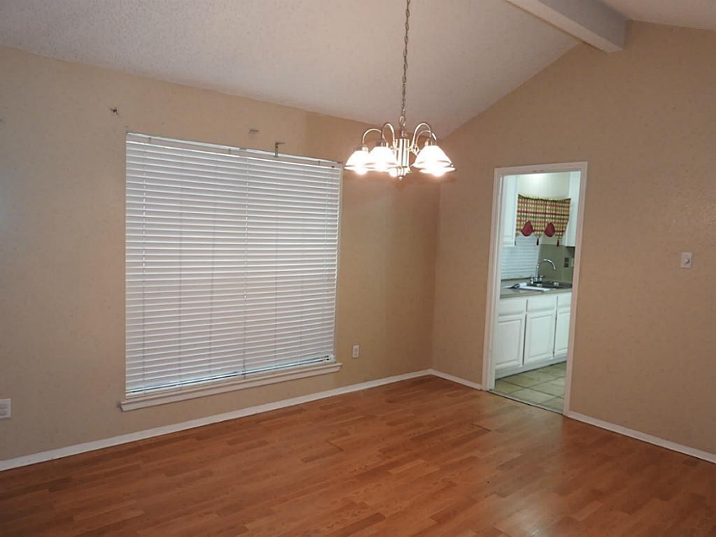 4218 Bridledon Lane Houston, TX 77014 - Photo 8 of 29