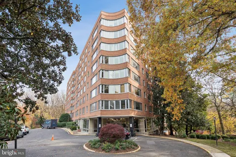 $225,000 | 4200 Cathedral Avenue Northwest, Unit 815, Washington, DC 20016