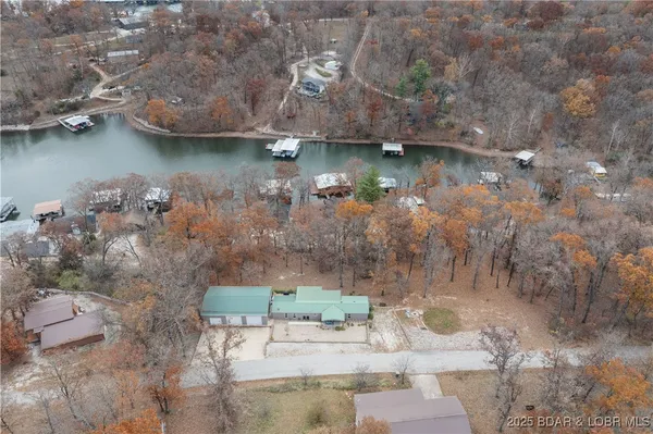 $393,000 | 186 Highlands Avenue, Camdenton, MO 65020