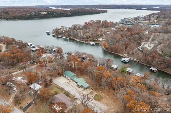 $393,000 | 186 Highlands Avenue, Camdenton, MO 65020
