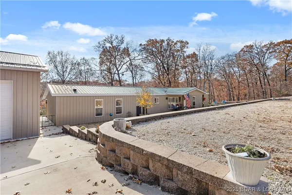 $393,000 | 186 Highlands Avenue, Camdenton, MO 65020