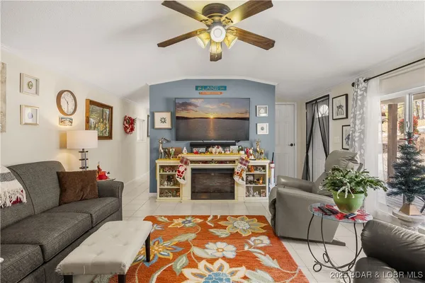 $393,000 | 186 Highlands Avenue, Camdenton, MO 65020