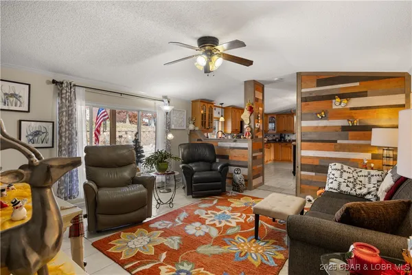 $393,000 | 186 Highlands Avenue, Camdenton, MO 65020