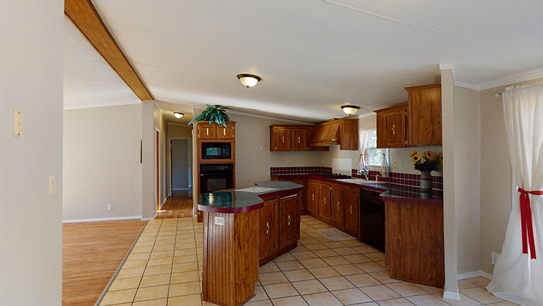 11601 Vonore Road Loudon, TN 37774 - Photo 11 of 25 11601-Vonore-Road-Kitchen-Area