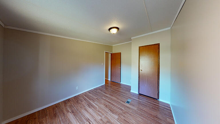 11601 Vonore Road Loudon, TN 37774 - Photo 18 of 25 11601-Vonore-Road-Bedroom-3