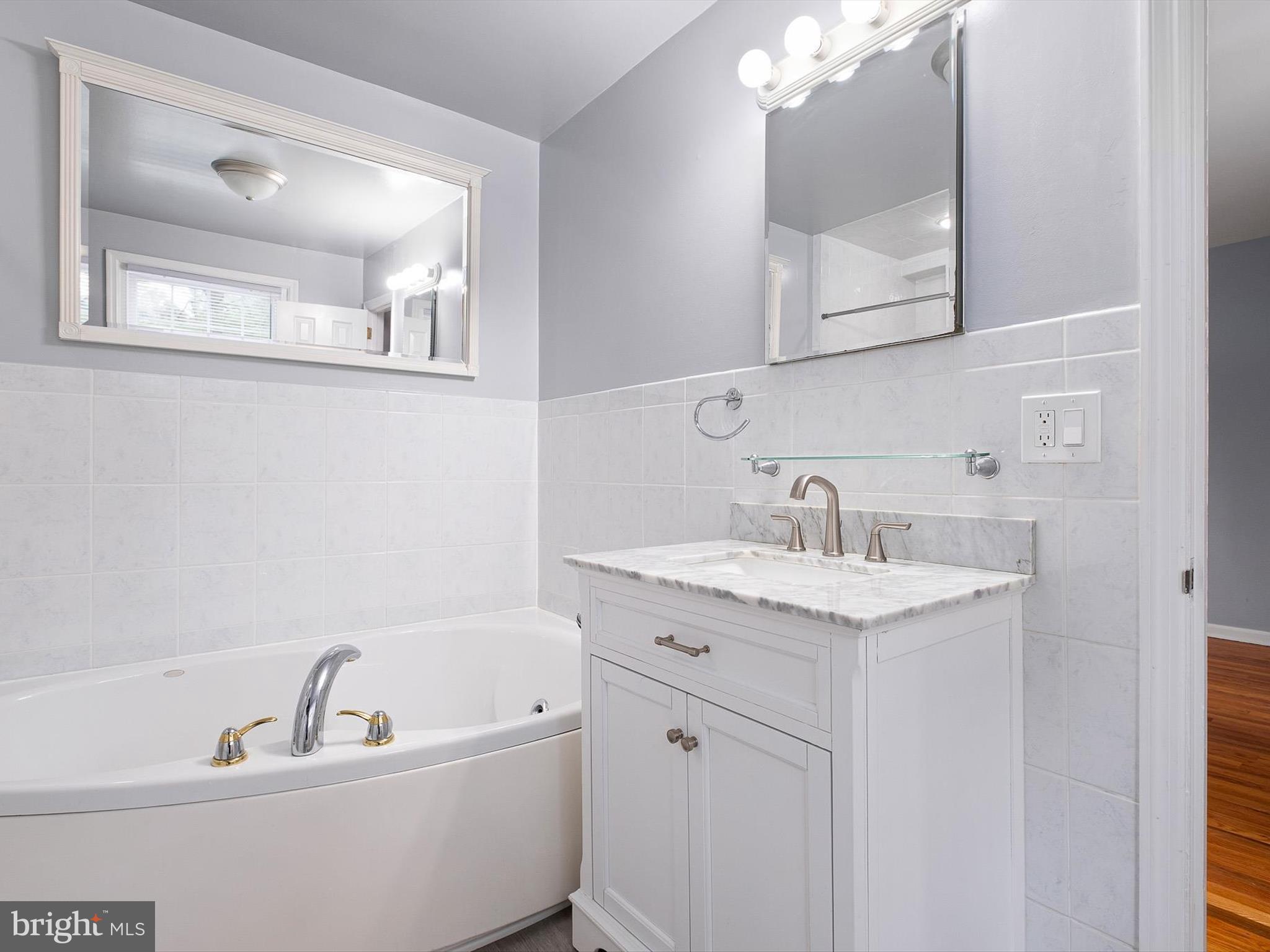 606 Kilburn Road Wilmington, DE 19803 - Photo 32 of 39 Primary Ensuite