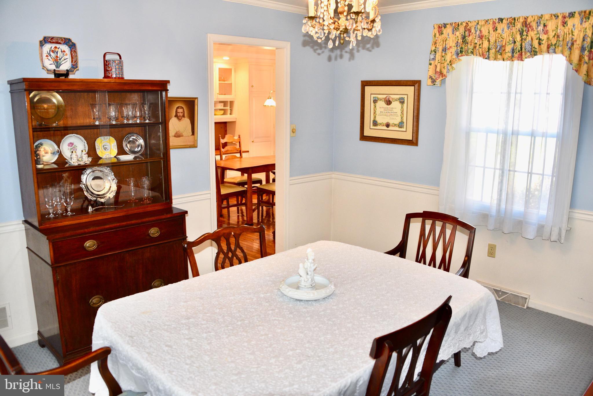 2111 Gring Drive Reading, PA 19610 - Photo 8 of 37