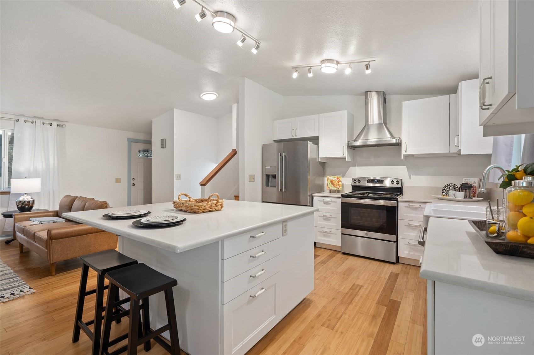 23890 Bond Road Northeast Poulsbo, WA 98370 - Photo 11 of 40 Gallery Image 11