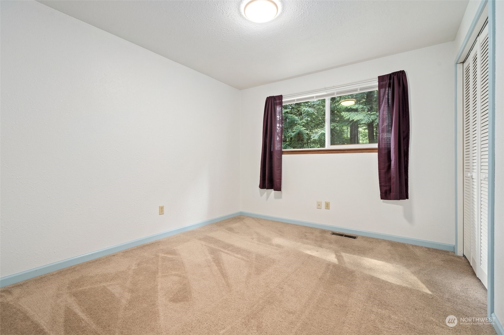 23890 Bond Road Northeast Poulsbo, WA 98370 - Photo 18 of 40 Gallery Image 18