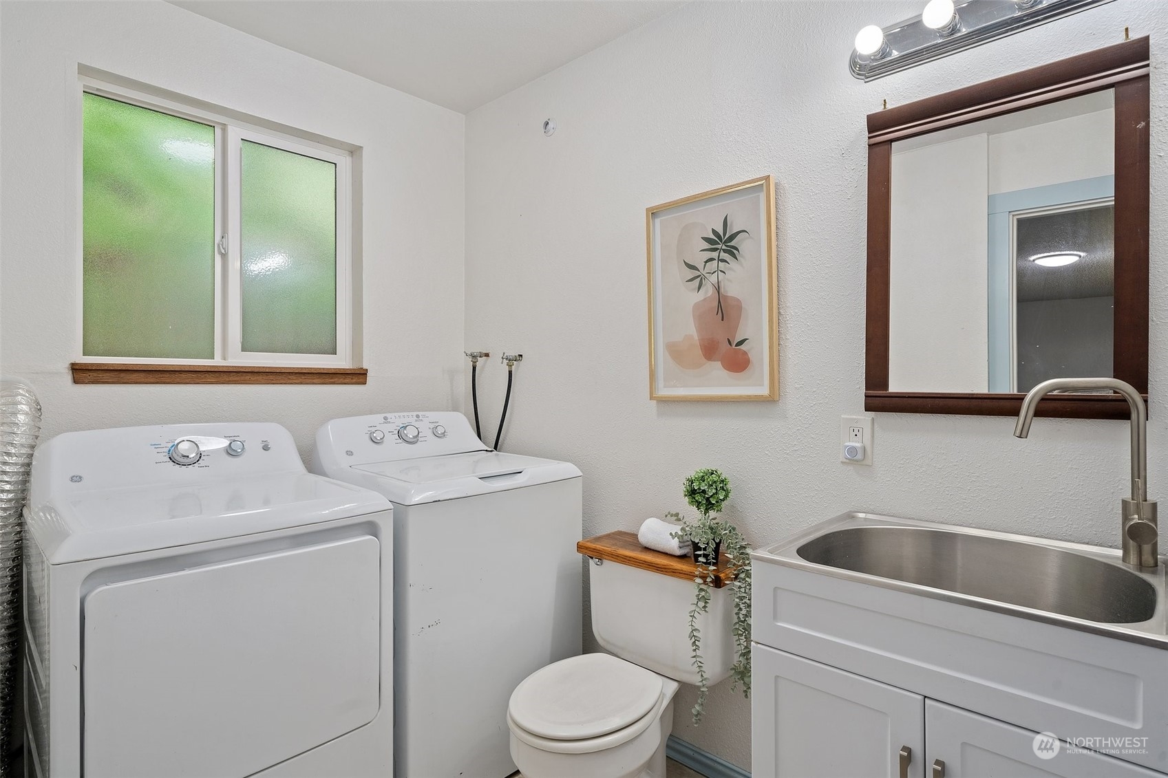 23890 Bond Road Northeast Poulsbo, WA 98370 - Photo 25 of 40 Gallery Image 25