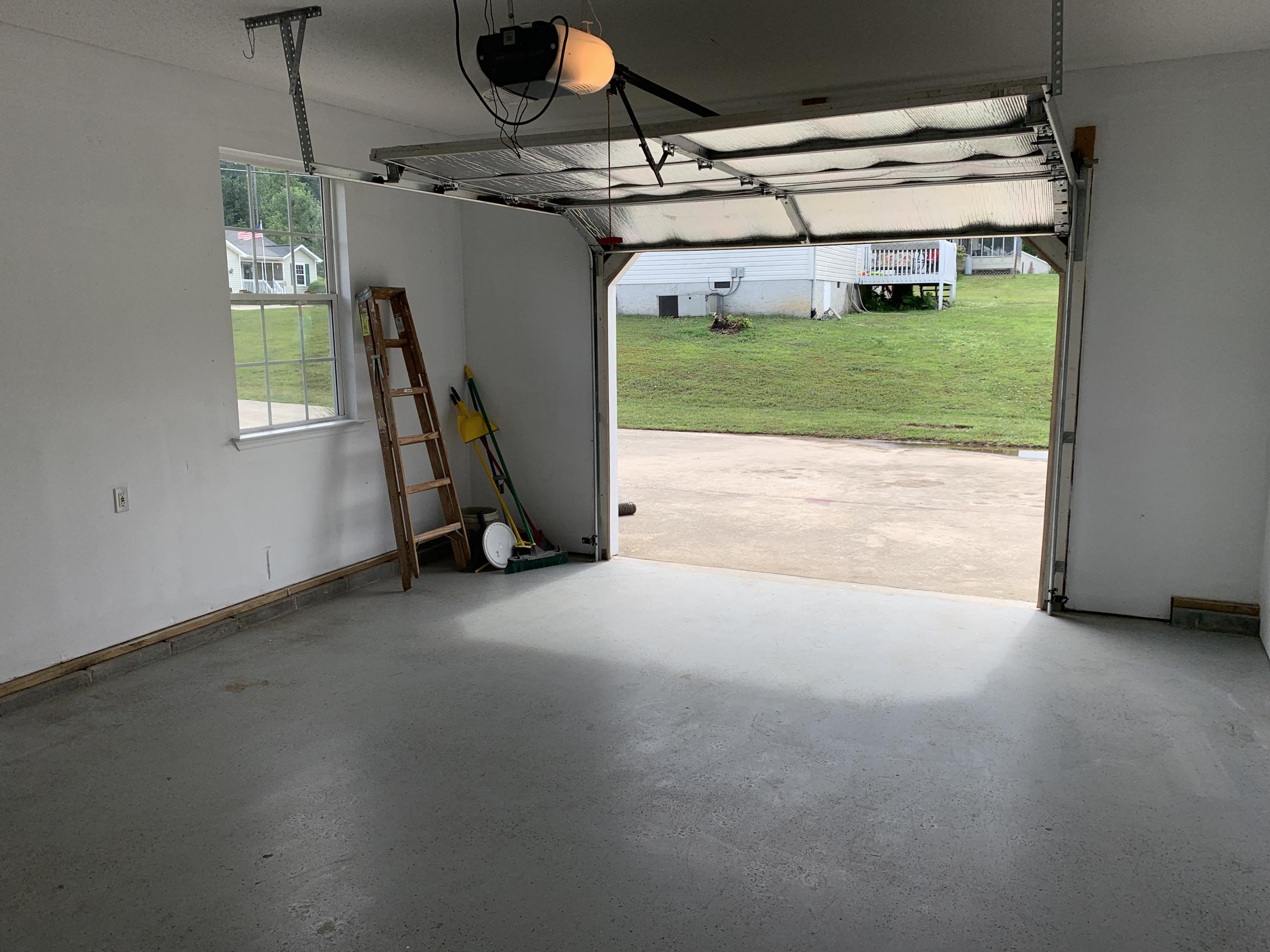 1423 Thatcher Road Soddy Daisy, TN 37379 - Photo 36 of 57 Garage