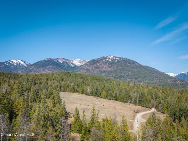 $269,000 | 940 Sled Run Trail, Clark Fork, ID 83811