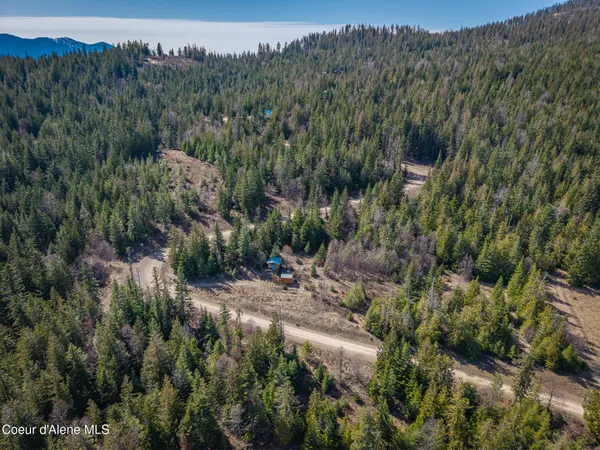 $269,000 | 940 Sled Run Trail, Clark Fork, ID 83811