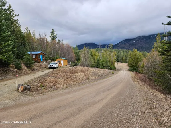 $269,000 | 940 Sled Run Trail, Clark Fork, ID 83811