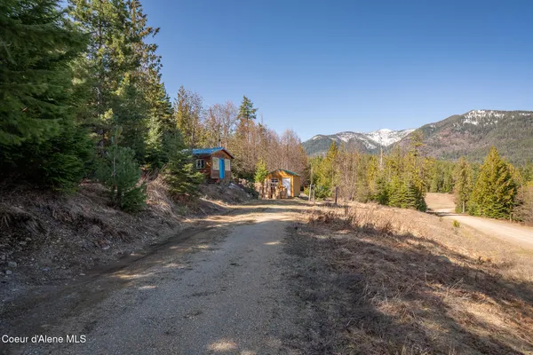 $269,000 | 940 Sled Run Trail, Clark Fork, ID 83811