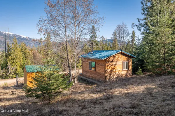 $269,000 | 940 Sled Run Trail, Clark Fork, ID 83811