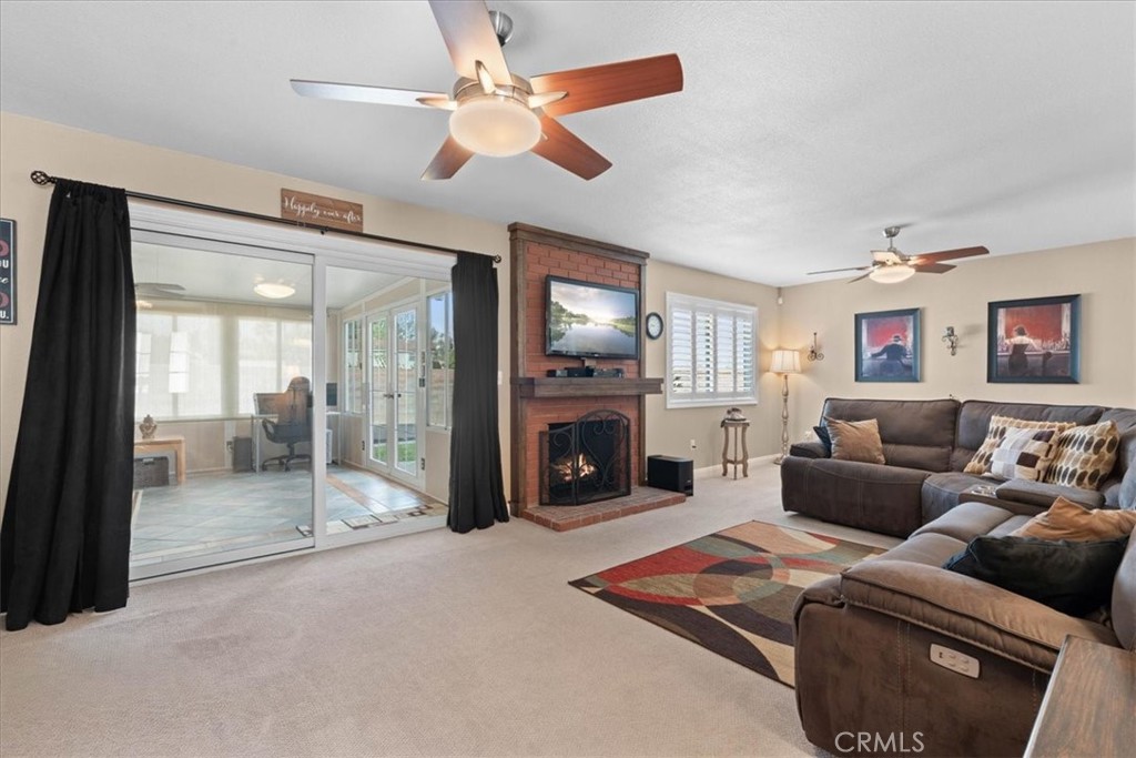 6213 Academy Avenue Riverside, CA 92506 - Photo 17 of 38 Patio Room off Living Room Area