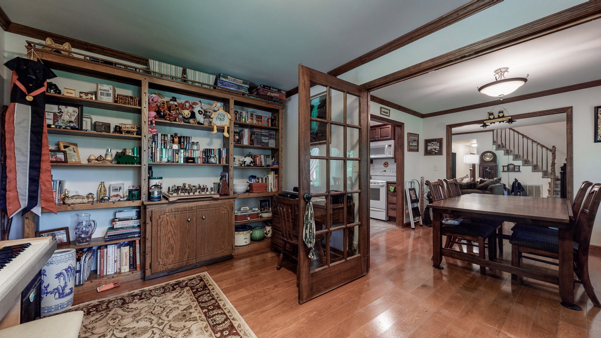 7707 Murfreesboro Road Lebanon, TN 37090 - Photo 22 of 45 a view of a livingroom with furniture and window