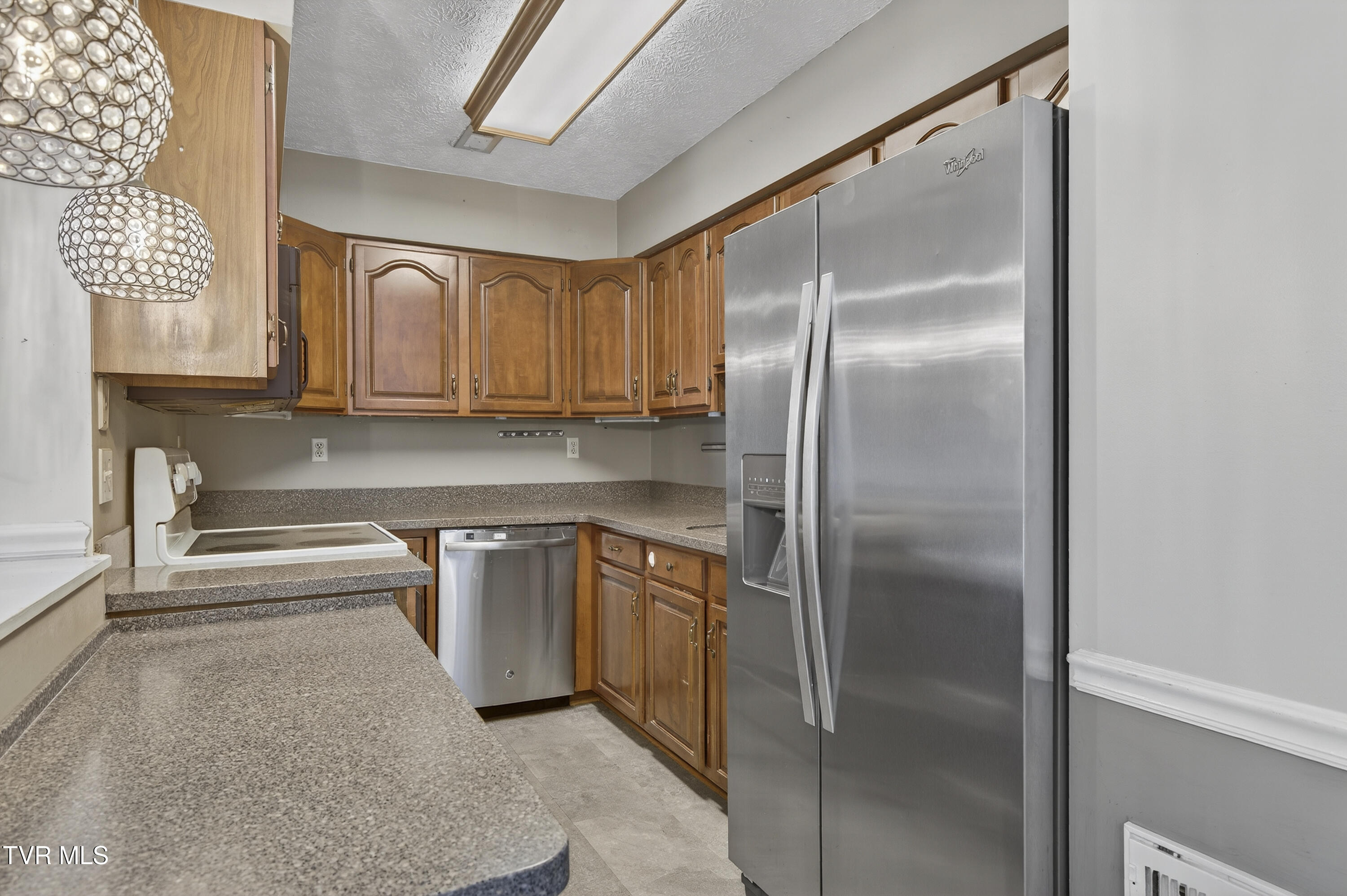 555 Hickory Road Bristol, TN 37620 - Photo 5 of 21 555-Hickory-Rd-Bristol-TN Sharon-Haynes-