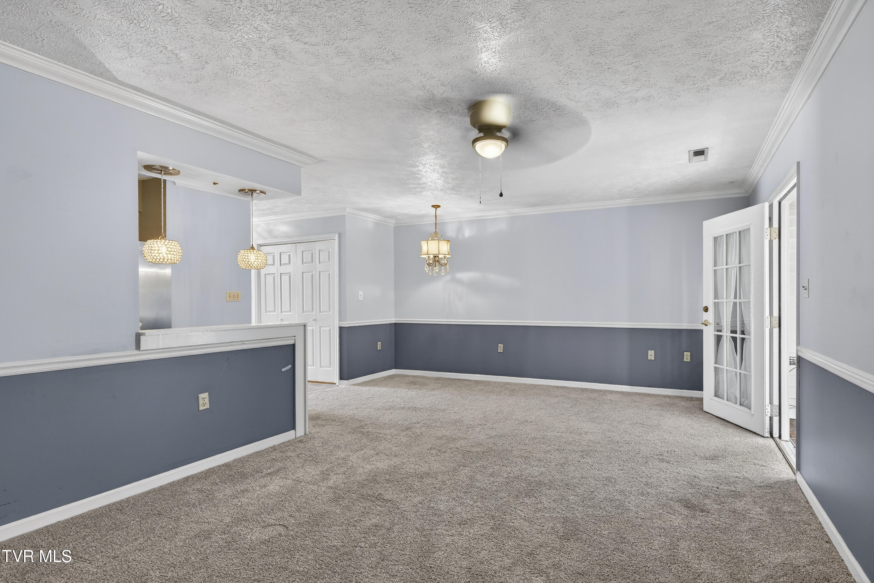555 Hickory Road Bristol, TN 37620 - Photo 9 of 21 555-Hickory-Rd-Bristol-TN Sharon-Haynes-