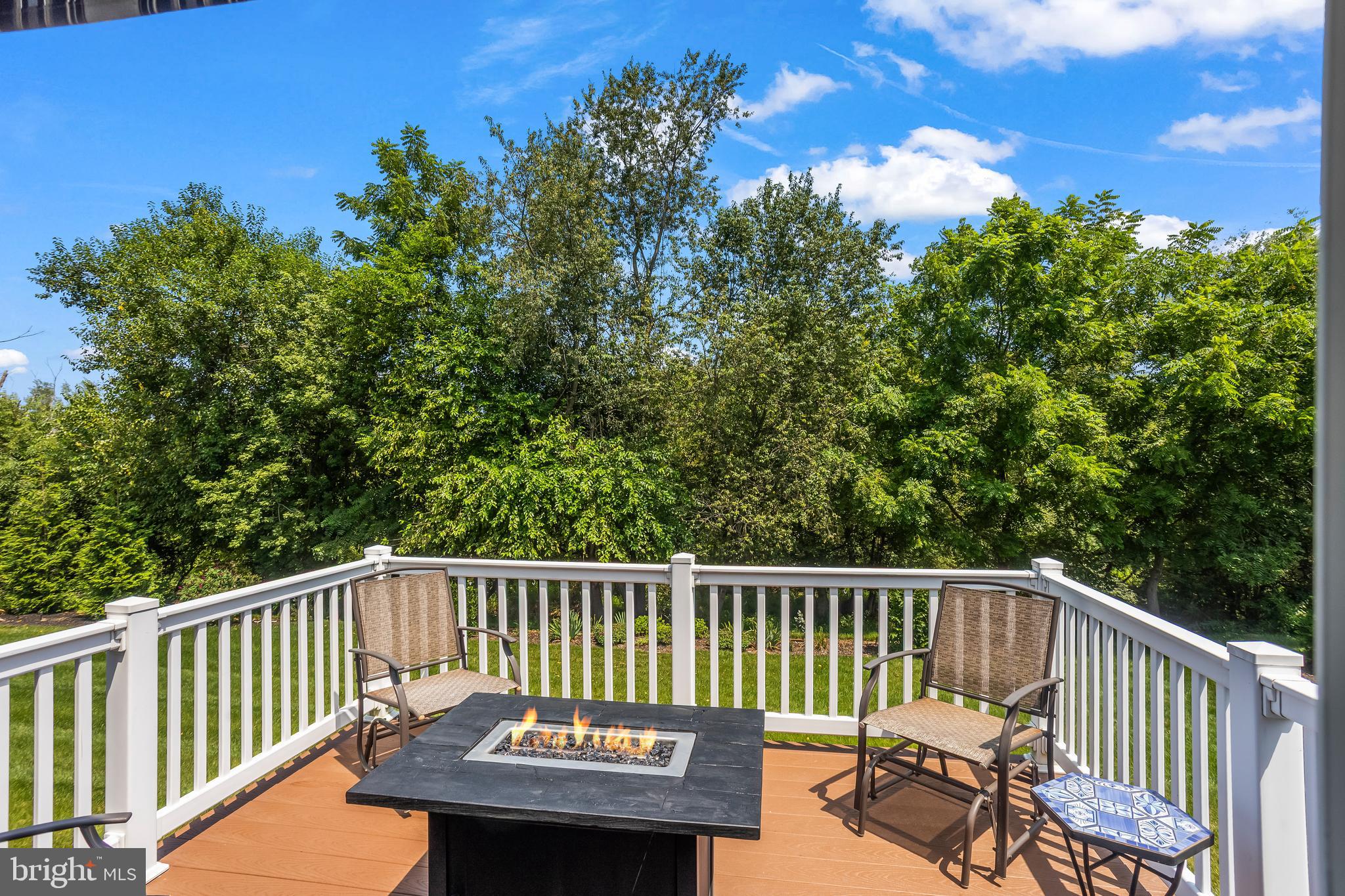 2069 Spring Wood Lane Mechanicsburg, PA 17055 - Photo 32 of 41 a view of a chair and table on the deck